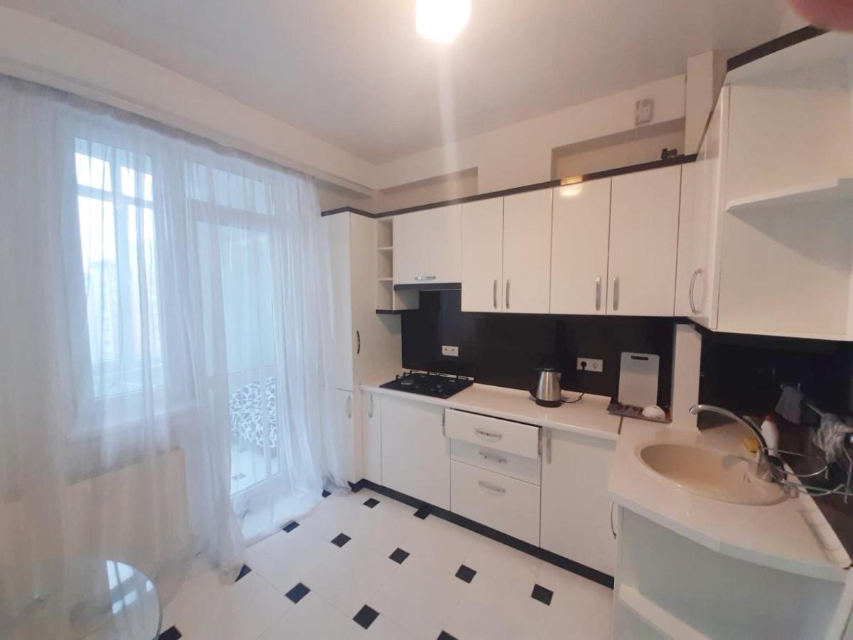 Bright Central Apartment Chisináu Exterior foto